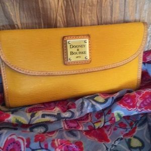 Dooney & Bourke Trifold Wallet